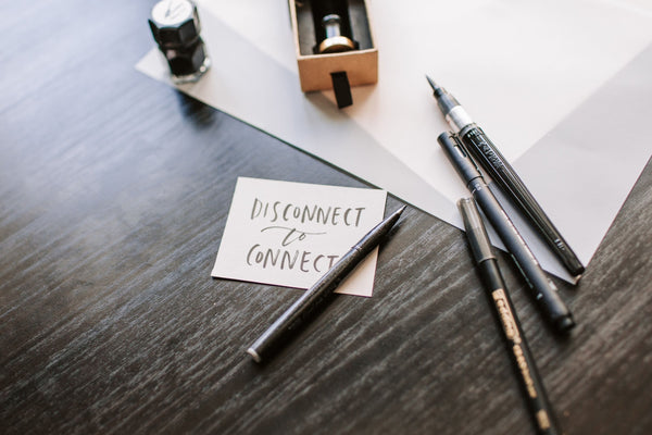 6 Ways to Live a More Analog Life While Feeling Connected